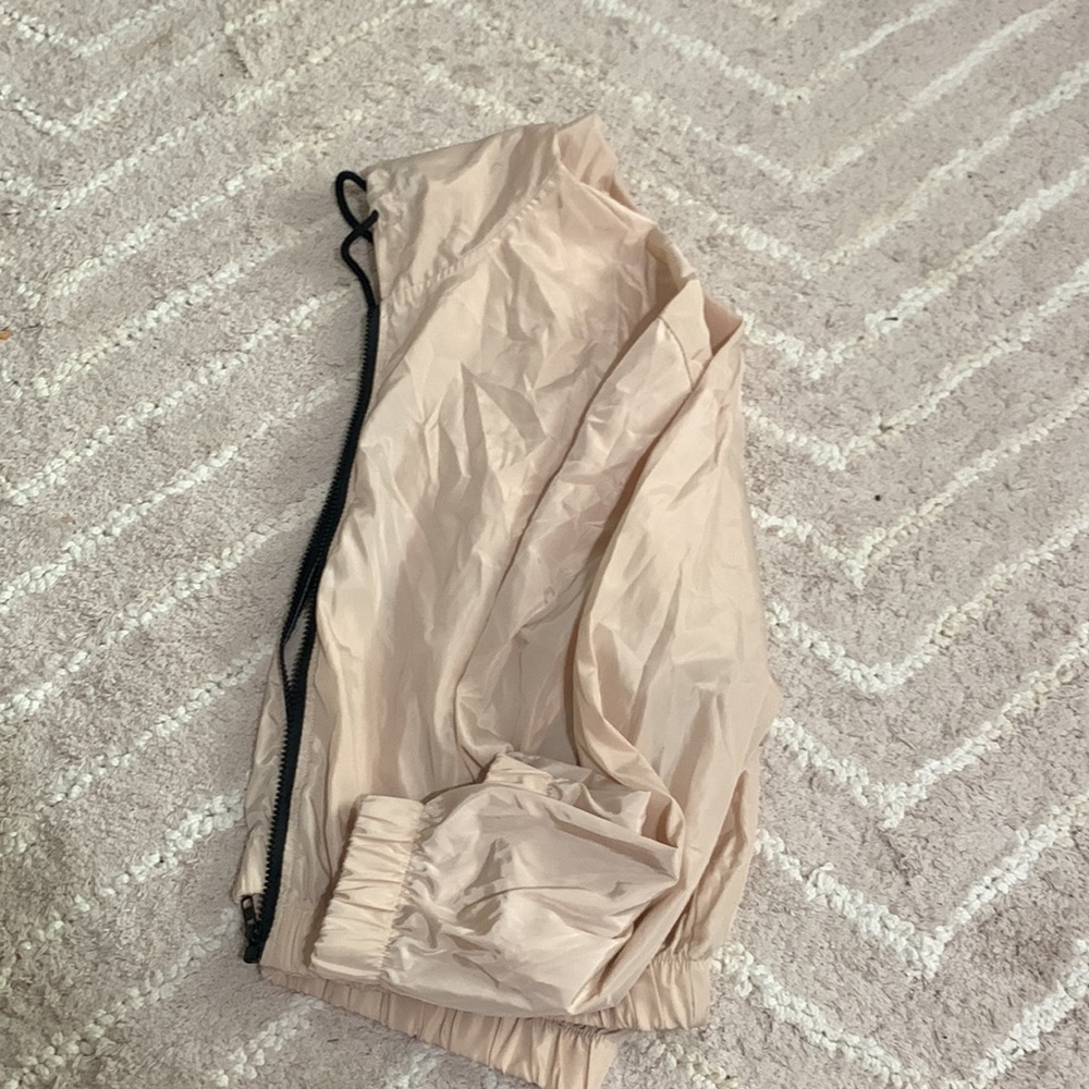 windbreaker jacket - Picture 4 of 4